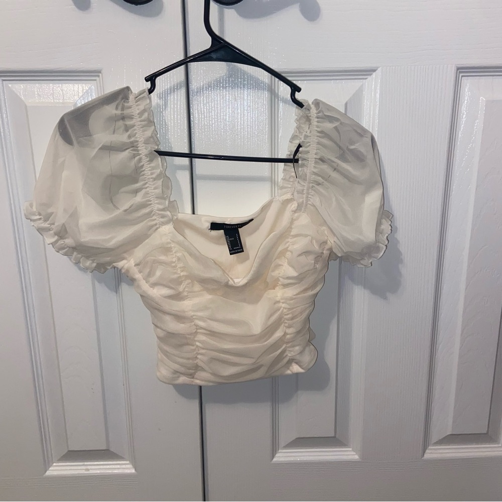 NWT Forever 21 Cream Crop Top Ruffled Blouse Size S